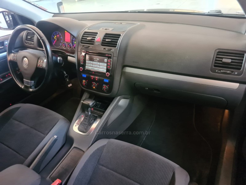 JETTA 2.5 I 20V 170CV GASOLINA 4P TIPTRONIC - 2009 - CAXIAS DO SUL