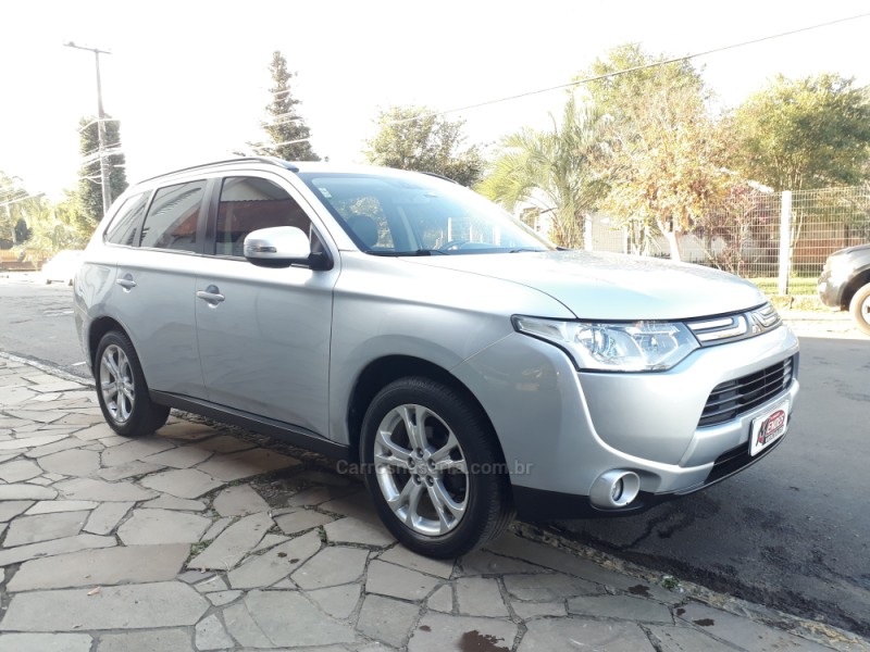 OUTLANDER 2.0 16V GASOLINA 4P AUTOMÁTICO