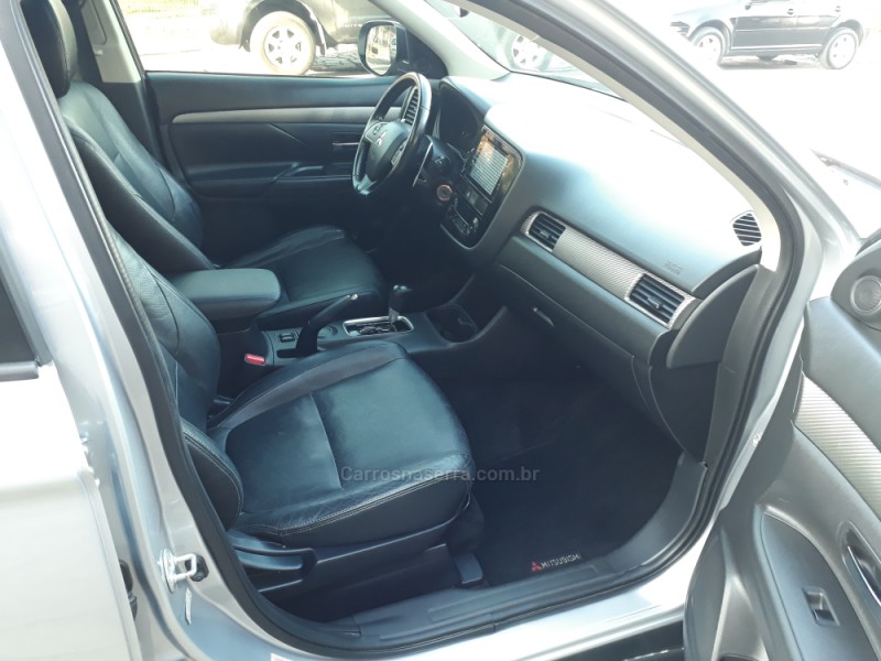 OUTLANDER 2.0 16V GASOLINA 4P AUTOMÁTICO - 2014 - TRêS COROAS