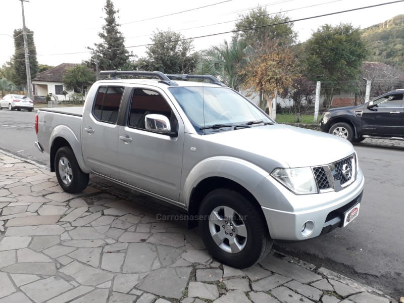 frontier 2.5 le 4x4 cd turbo eletronic diesel 4p automatico 2010 tres coroas