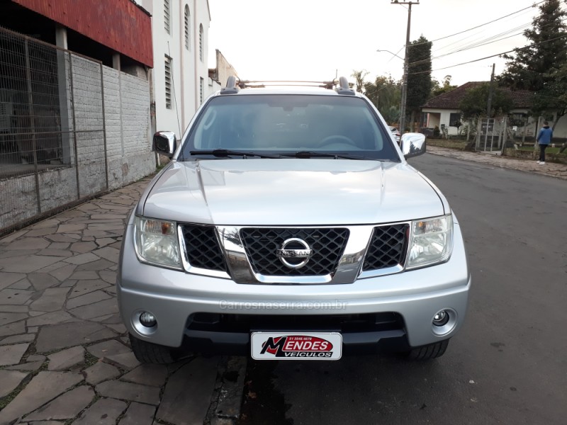 FRONTIER 2.5 LE 4X4 CD TURBO ELETRONIC DIESEL 4P AUTOMÁTICO - 2010 - TRêS COROAS