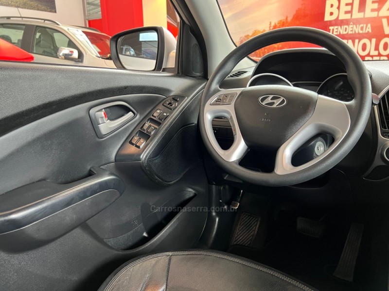 IX35 2.0 MPFI GLS 4X2 16V GASOLINA 4P AUTOMÁTICO - 2012 - IGREJINHA
