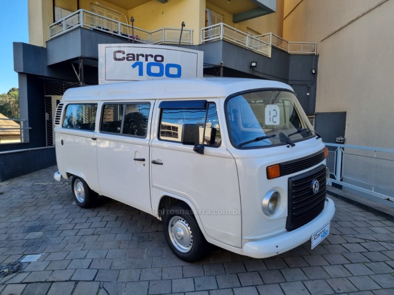 KOMBI 1.4 MI STD LOTAÇÃO 8V FLEX 3P MANUAL