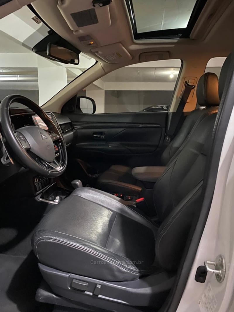 OUTLANDER 2.2 4X4 16V DIESEL 4P AUTOMÁTICO - 2018 - CAXIAS DO SUL