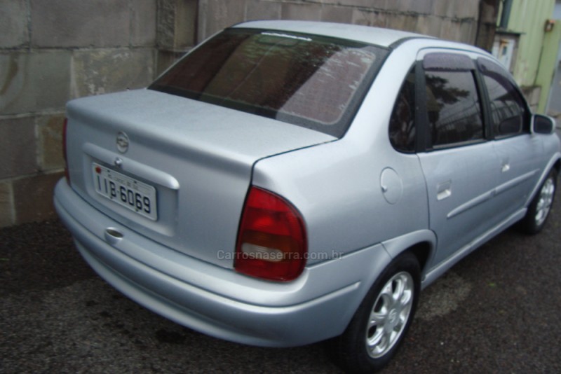 CORSA 1.6 MPFI GLS SEDAN 16V GASOLINA 4P MANUAL - 1999 - CAXIAS DO SUL