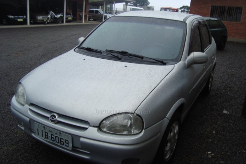 CORSA 1.6 MPFI GLS SEDAN 16V GASOLINA 4P MANUAL - 1999 - CAXIAS DO SUL