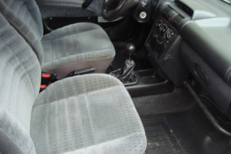 CORSA 1.6 MPFI GLS SEDAN 16V GASOLINA 4P MANUAL - 1999 - CAXIAS DO SUL