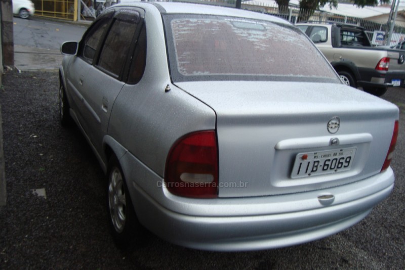 CORSA 1.6 MPFI GLS SEDAN 16V GASOLINA 4P MANUAL - 1999 - CAXIAS DO SUL