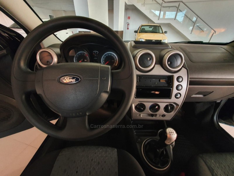 FIESTA 1.6 MPI CLASS 8V GASOLINA 4P MANUAL - 2013 - CAXIAS DO SUL