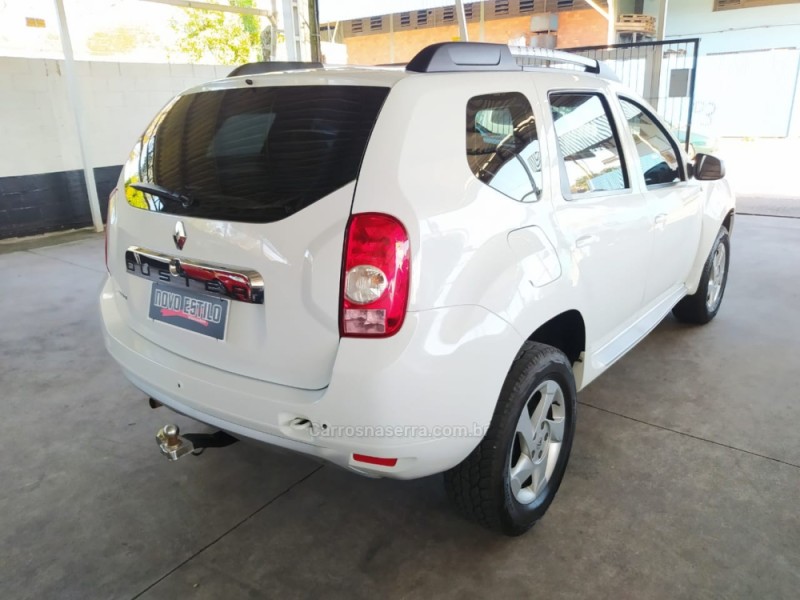 DUSTER 1.6 DYNAMIQUE 4X2 16V FLEX 4P MANUAL - 2013 - CAXIAS DO SUL