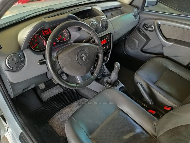 DUSTER 1.6 DYNAMIQUE 4X2 16V FLEX 4P MANUAL - 2013 - CAXIAS DO SUL