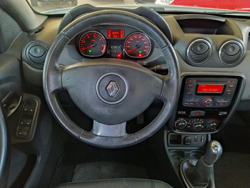 DUSTER 1.6 DYNAMIQUE 4X2 16V FLEX 4P MANUAL - 2013 - CAXIAS DO SUL