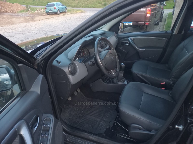 DUSTER 1.6 4X2 16V FLEX 4P MANUAL - 2013 - FARROUPILHA