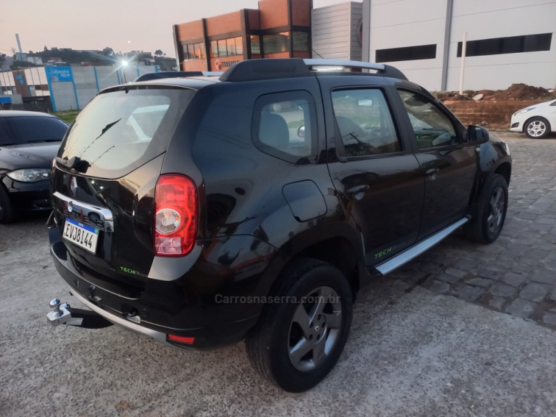 DUSTER 1.6 4X2 16V FLEX 4P MANUAL - 2013 - FARROUPILHA