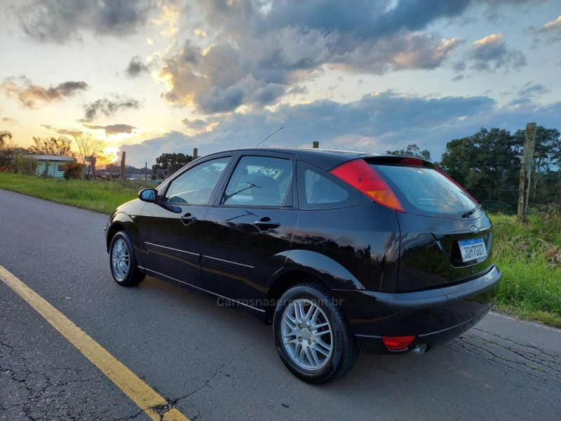 FOCUS 1.6 GLX 8V FLEX 4P MANUAL