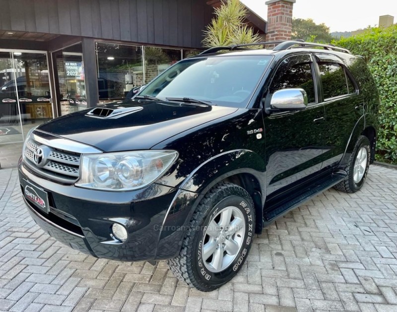 hilux sw4 3.0 srv 4x4 16v turbo intercooler diesel 4p automatico 2011 rolante