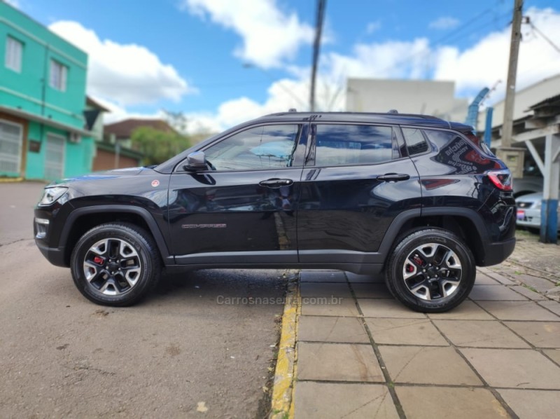 COMPASS 2.0 16V DIESEL TRAILHAWK 4X4 AUTOMÁTICO - 2017 - BENTO GONçALVES