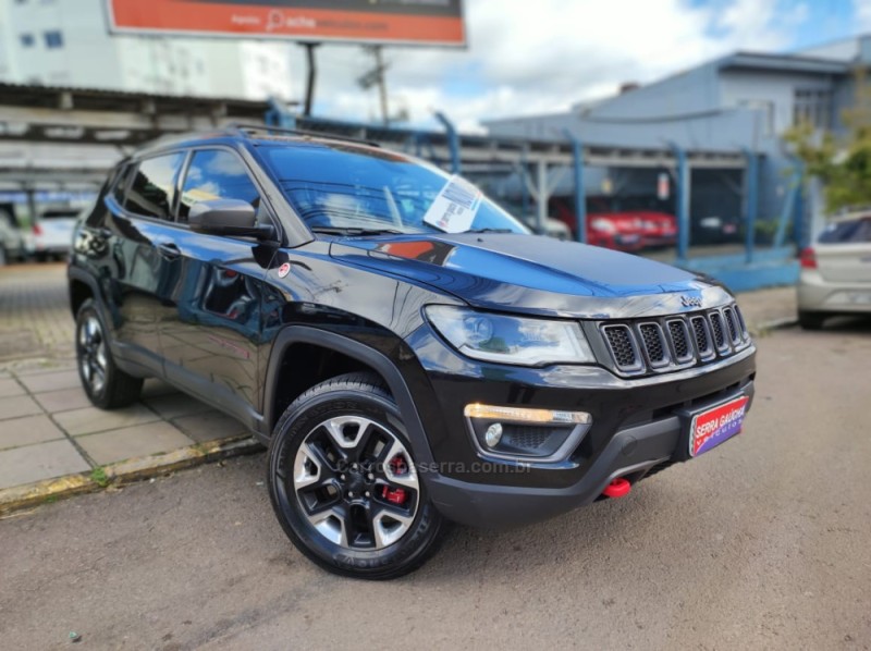 COMPASS 2.0 16V DIESEL TRAILHAWK 4X4 AUTOMÁTICO - 2017 - BENTO GONçALVES