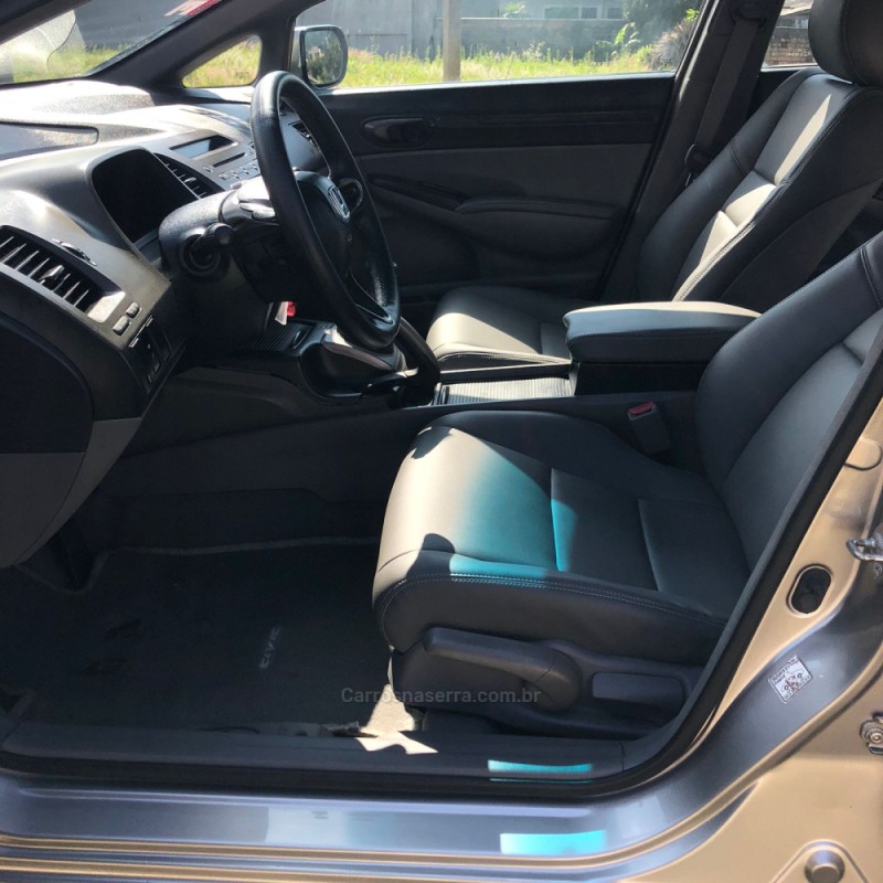 CIVIC 1.8 LXS 16V FLEX 4P MANUAL - 2008 - PAROBé