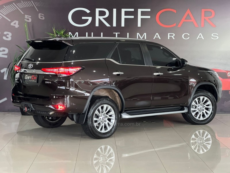 HILUX SW4 2.8 SRX 4X4 16V TURBO INTERCOOLER DIESEL 4P AUTOMÁTICO - 2022 - DOIS IRMãOS