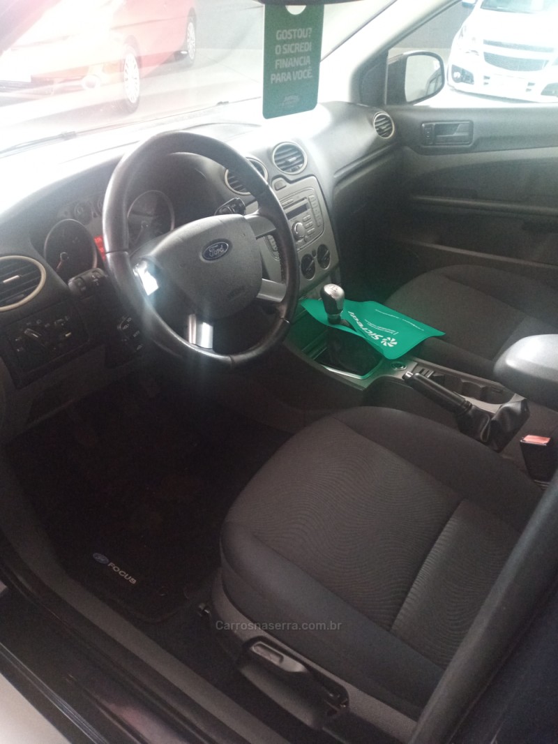 FOCUS 2.0 GLX SEDAN 16V GASOLINA 4P AUTOMÁTICO - 2012 - NOVO HAMBURGO