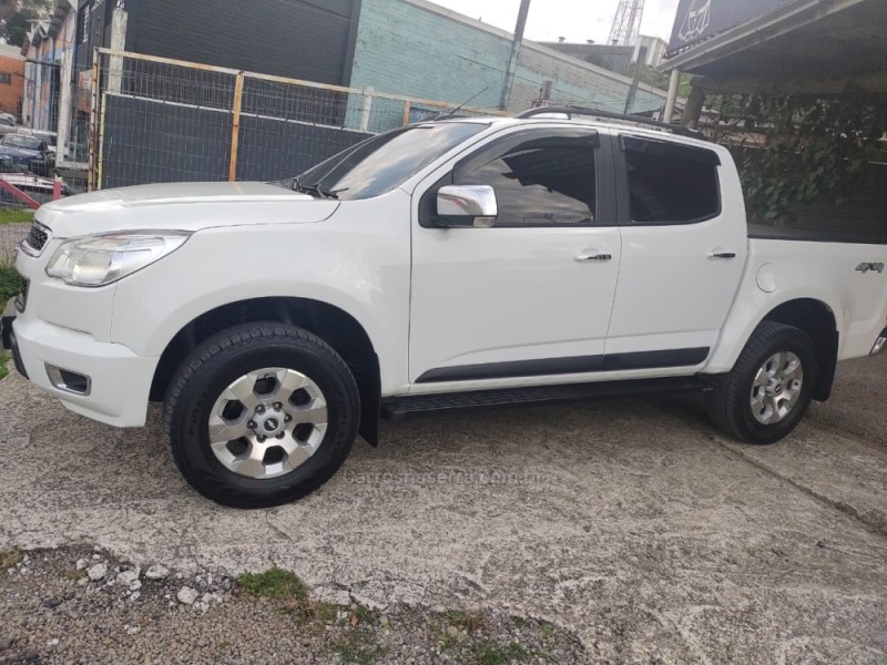S10 2.8 LTZ 4X4 CD TURBO DIESEL 4P AUTOMÁTICO - 2016 - CAXIAS DO SUL
