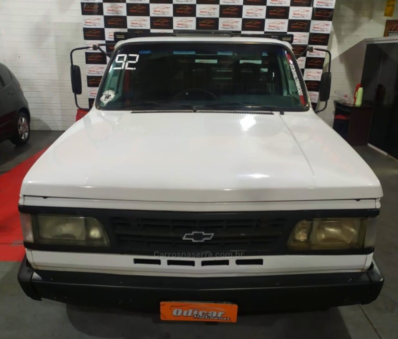 D20 4.0 CUSTOM S CS 8V DIESEL 2P MANUAL - 1992 - CAXIAS DO SUL