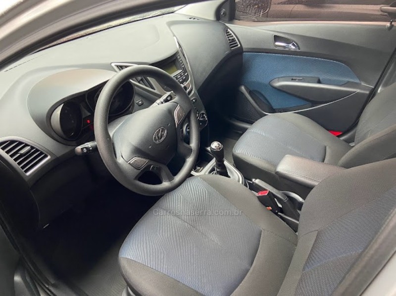HB20 1.6 COMFORT PLUS 16V FLEX 4P MANUAL - 2015 - CANELA