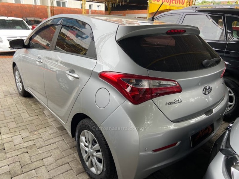 HB20 1.6 COMFORT PLUS 16V FLEX 4P MANUAL - 2015 - CANELA
