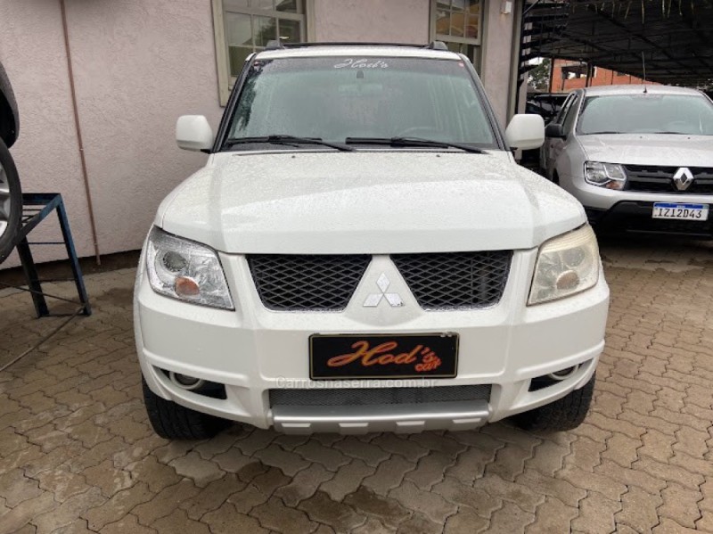 PAJERO TR4 2.0 4X4 16V 140CV FLEX 4P AUTOMÁTICO - 2015 - CANELA
