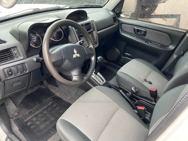 PAJERO TR4 2.0 4X4 16V 140CV FLEX 4P AUTOMÁTICO - 2015 - CANELA