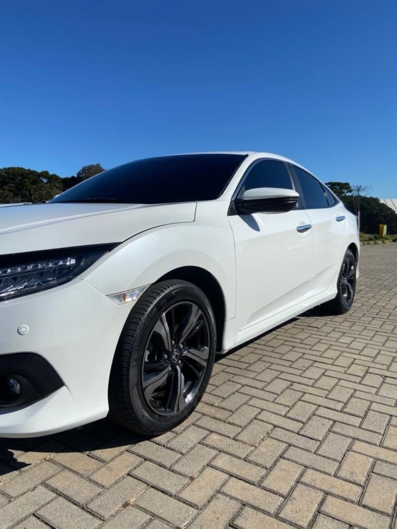 CIVIC 1.5 16V TURBO GASOLINA TOURING 4P CVT