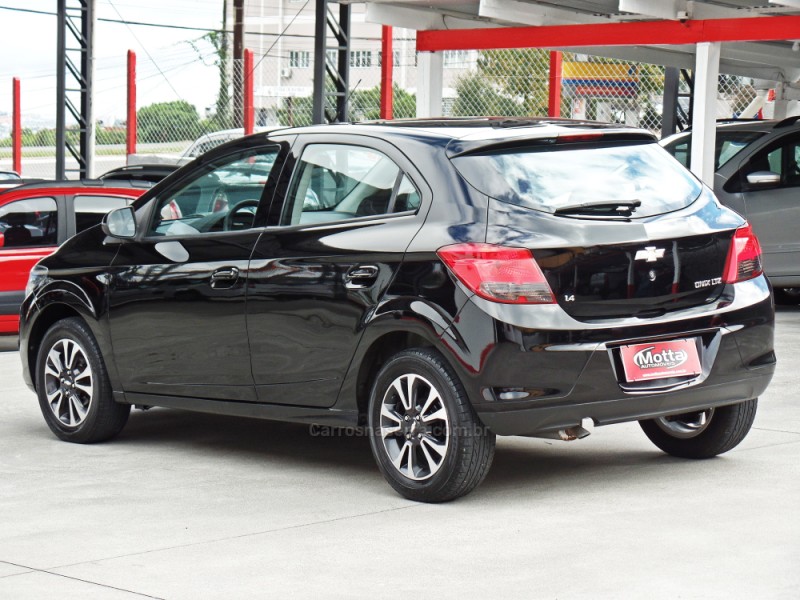 ONIX 1.4 MPFI LTZ 8V FLEX 4P MANUAL - 2013 - CAXIAS DO SUL