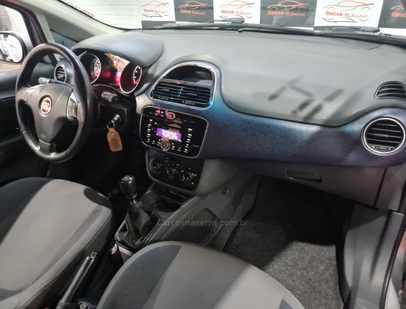 PUNTO 1.4 ATTRACTIVE ITALIA 8V FLEX 4P MANUAL