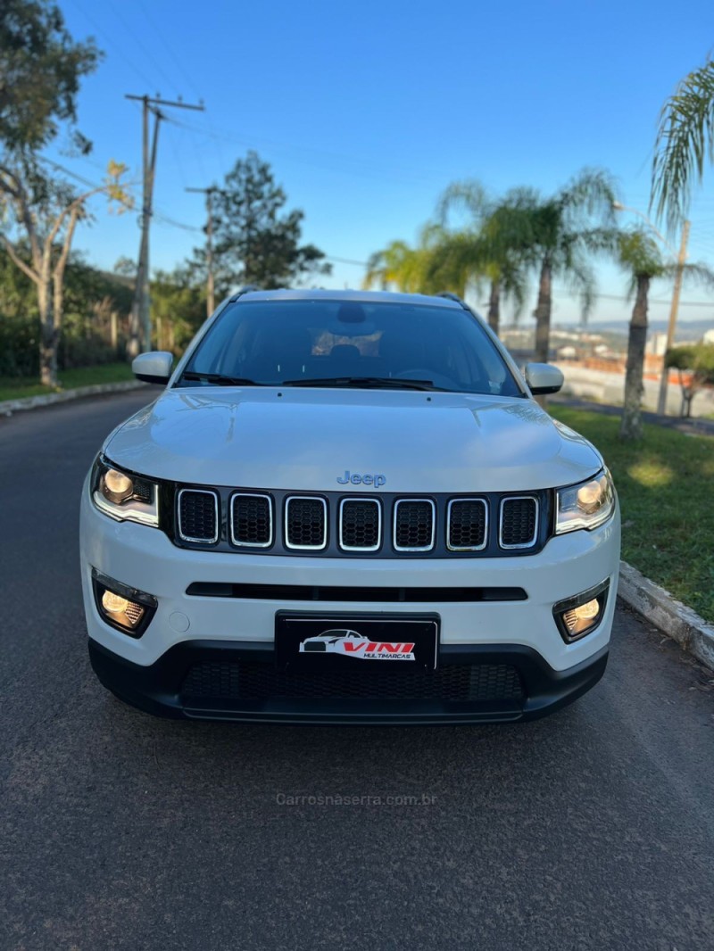 COMPASS 2.0 16V FLEX SPORT AUTOMÁTICO - 2020 - CAMPO BOM