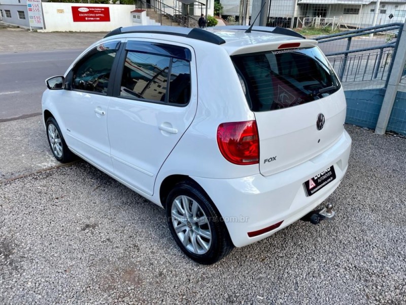 FOX 1.6 MI ITREND 8V FLEX 4P MANUAL - 2013 - BOM RETIRO DO SUL