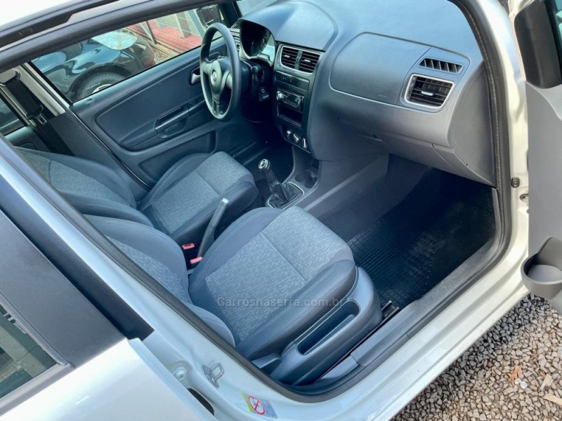 FOX 1.6 MI ITREND 8V FLEX 4P MANUAL - 2013 - BOM RETIRO DO SUL