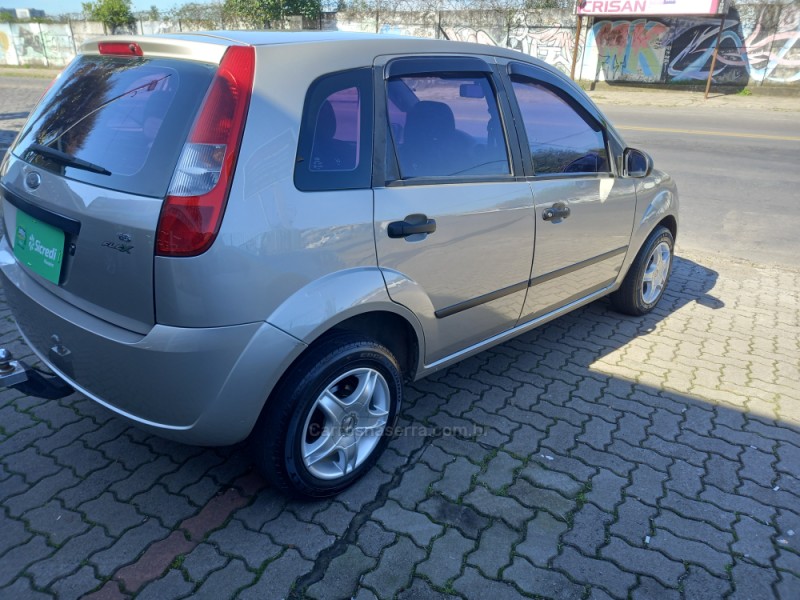 FIESTA 1.6 MPI 8V GASOLINA 4P MANUAL - 2007 - CAXIAS DO SUL