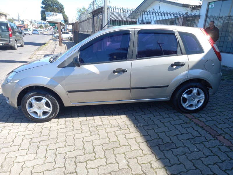FIESTA 1.6 MPI 8V GASOLINA 4P MANUAL - 2007 - CAXIAS DO SUL