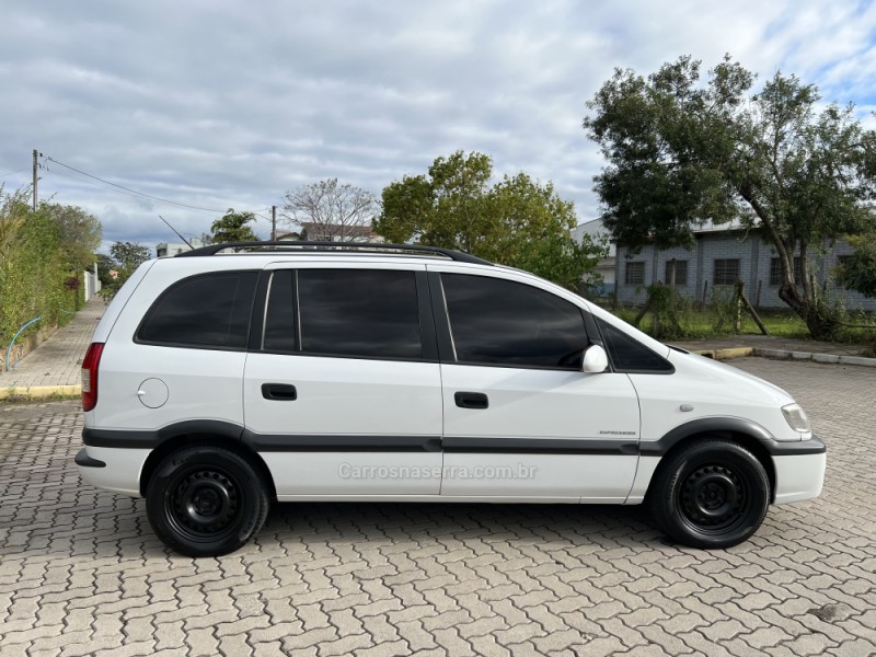 ZAFIRA 2.0 MPFI EXPRESSION 8V FLEX 4P AUTOMÁTICO - 2012 - NOVA HARTZ
