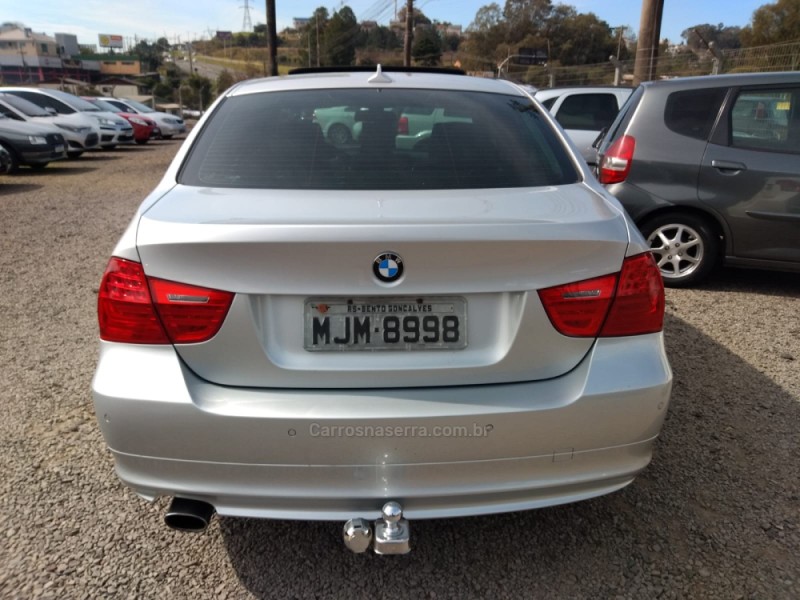 320I  - 2010 - FARROUPILHA