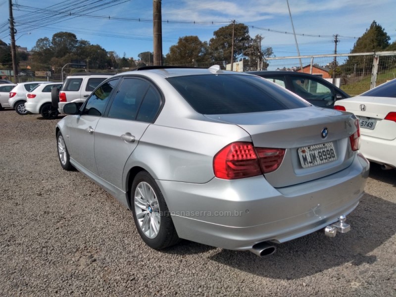 320I  - 2010 - FARROUPILHA