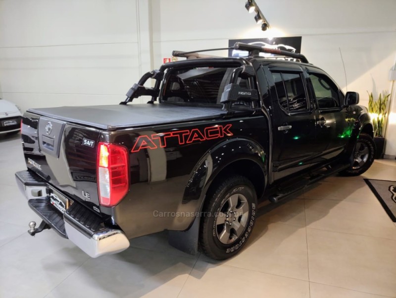 FRONTIER 2.5 LE ATTACK 4X4 CD TURBO ELETRONIC DIESEL 4P AUTOMÁTICO - 2013 - CAXIAS DO SUL