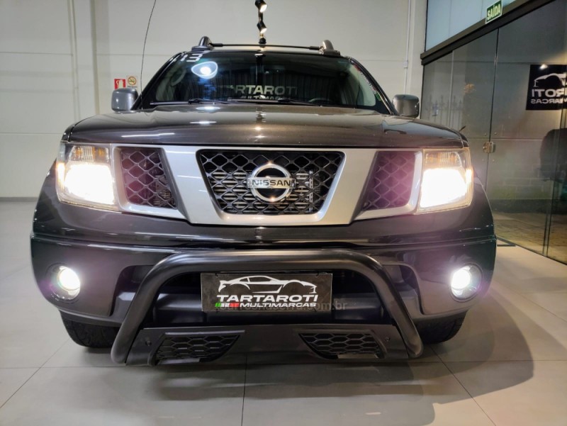 FRONTIER 2.5 LE ATTACK 4X4 CD TURBO ELETRONIC DIESEL 4P AUTOMÁTICO - 2013 - CAXIAS DO SUL