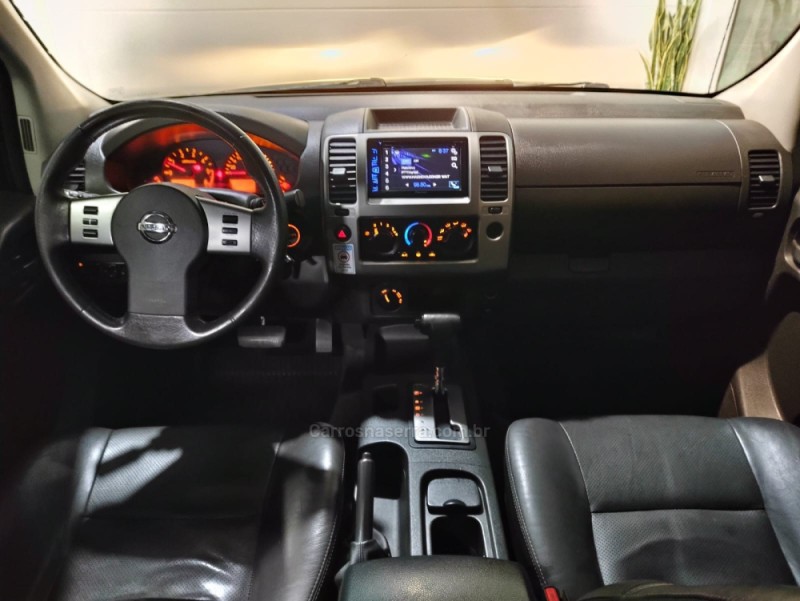 FRONTIER 2.5 LE ATTACK 4X4 CD TURBO ELETRONIC DIESEL 4P AUTOMÁTICO - 2013 - CAXIAS DO SUL