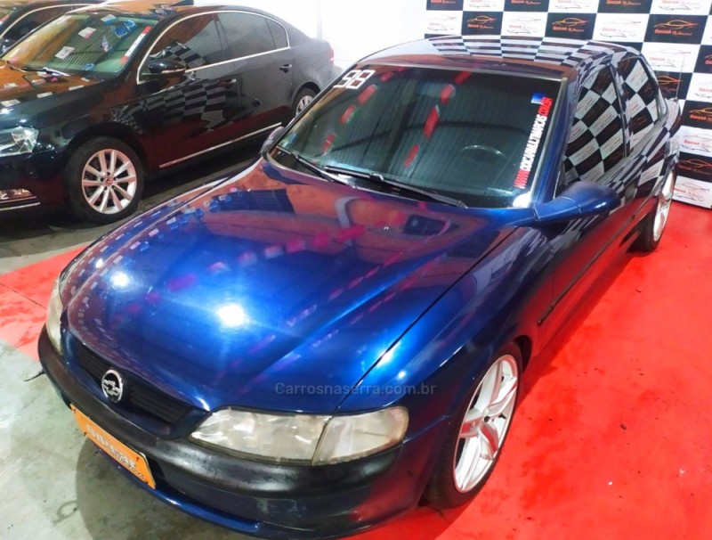 VECTRA 2.0 MPFI GLS 8V GASOLINA 4P MANUAL - 1998 - CAXIAS DO SUL