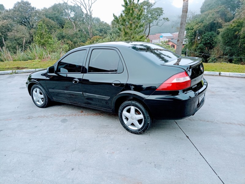 PRISMA 1.4 MPFI MAXX 8V FLEX 4P MANUAL - 2009 - CAXIAS DO SUL