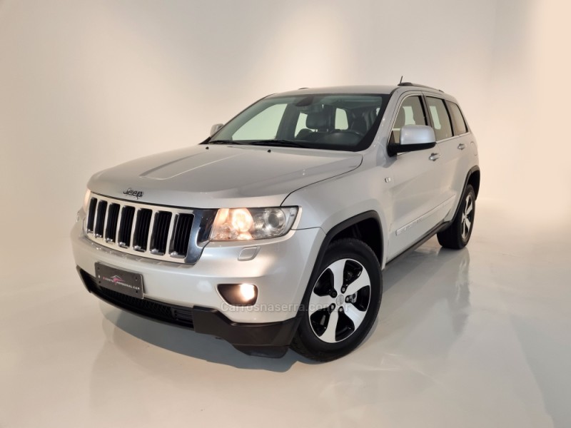 grand cherokee 3.6 laredo 4x4 v6 24v gasolina 4p automatico 2012 bento goncalves