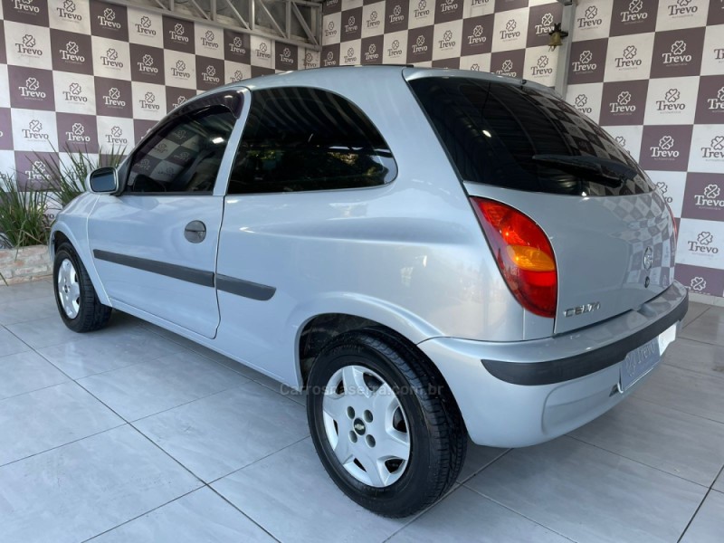CELTA 1.0 MPFI 8V GASOLINA 2P MANUAL - 2002 - TAQUARA