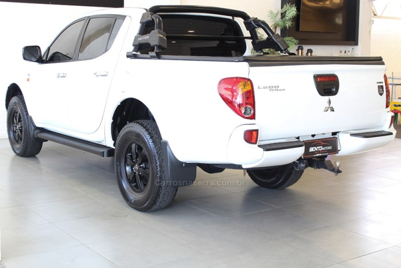 L200 TRITON 3.2 GLX 4X4 CD 16V TURBO INTERCOLER DIESEL 4P MANUAL - 2013 - BENTO GONçALVES